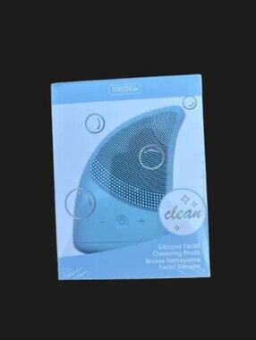Sale🔥Mayze Silicone Facial Cleansing Brush in Light Blue